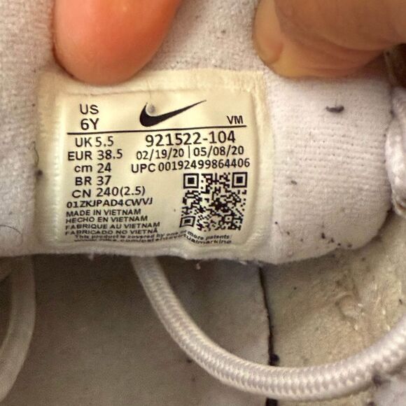 Nike air max 97 sneakers triple white Shoes size men’s big kids 6Y women’s 7.5 - Picture 4 of 6